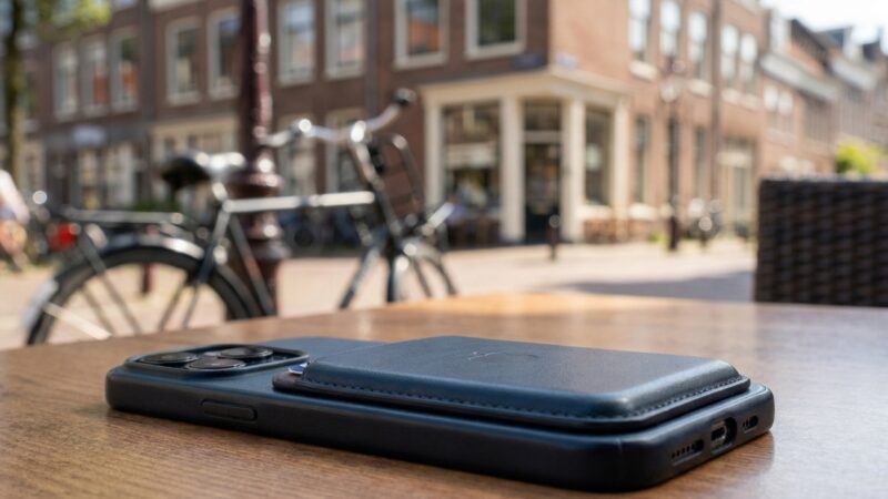 Werkt een MagSafe kaarthouder met een hoesje?